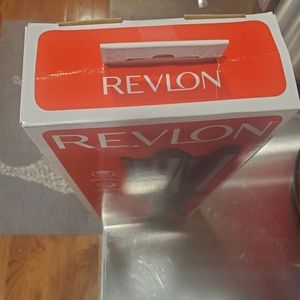 Revlon large waver new